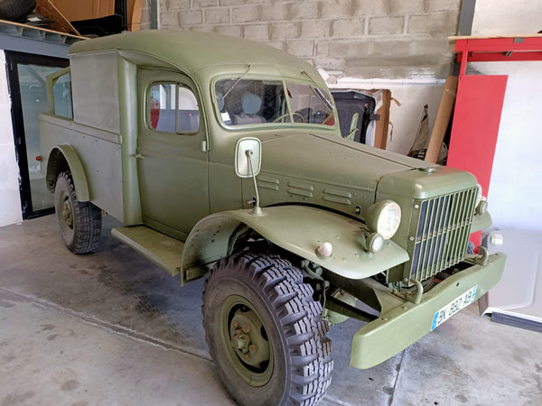 1945 DODGE ARMEE WC54