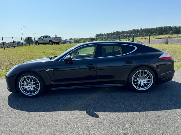 STOCK 127 - 2011 PORSCHE PANAMERA 4S 4.8L V8 400 CH
