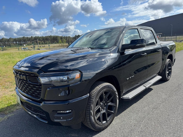STOCK 136 - 2025 Dodge Ram 1500 NIGHT EDITION sport  - VERSION HAUT DE GAMME