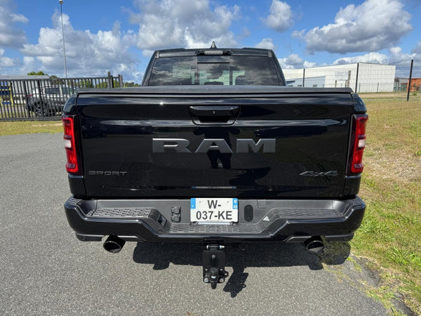 STOCK 136 - 2025 Dodge Ram 1500 NIGHT EDITION sport  - VERSION HAUT DE GAMME