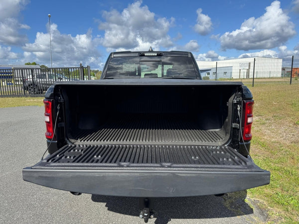 STOCK 136 - 2025 Dodge Ram 1500 NIGHT EDITION sport  - VERSION HAUT DE GAMME
