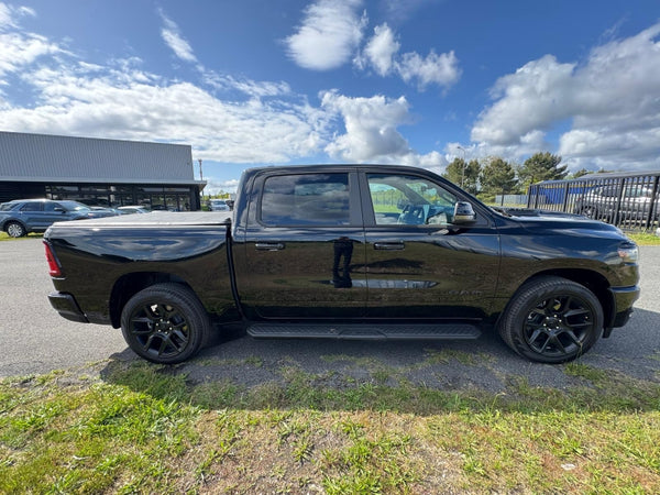 STOCK 136 - 2025 Dodge Ram 1500 NIGHT EDITION sport  - VERSION HAUT DE GAMME