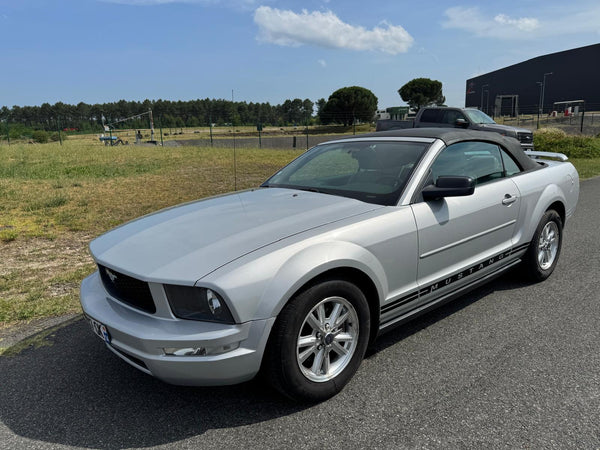 STOCK 149 - 2006 FORD MUSTANG CABRIOLET