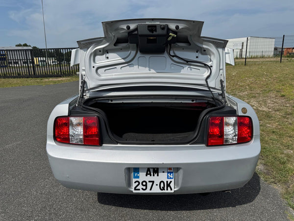 STOCK 149 - 2006 FORD MUSTANG CABRIOLET