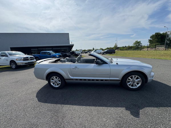 STOCK 149 - 2006 FORD MUSTANG CABRIOLET
