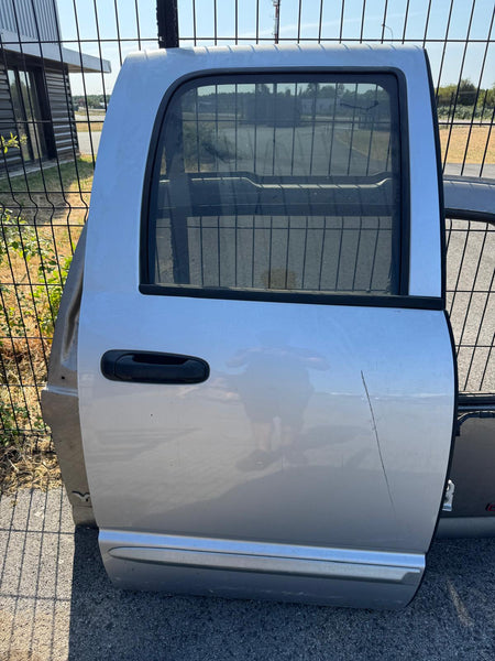 PORTE ARRIERE DROITE COMPLETE DODGE RAM 2007 QUAD-CAB