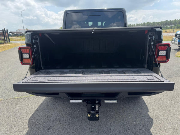 STOCK 142 - 2024 JEEP GLADIATOR NIGHT HAWK EDITION
