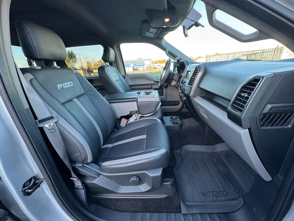 STOCK 157 - 2017 F150 XLT 4X4 V6 3.5L FlexFuel Benne courte