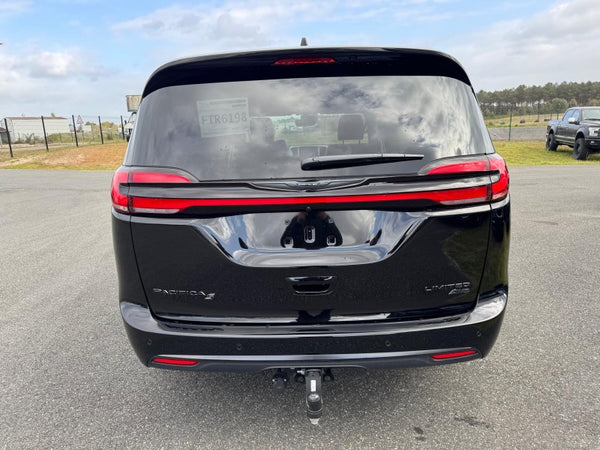 STOCK 151 - 2025 CHRYSLER PACIFICA LIMITED AWD