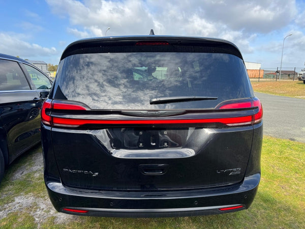 STOCK 151 - 2025 CHRYSLER PACIFICA LIMITED AWD