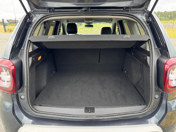 STOCK 172 - 2018 DACIA DUSTER BLUE PRESTIGE