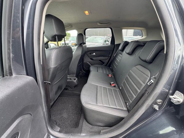 STOCK 172 - 2018 DACIA DUSTER BLUE PRESTIGE