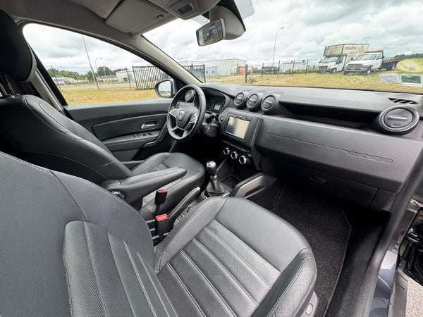 STOCK 172 - 2018 DACIA DUSTER BLUE PRESTIGE