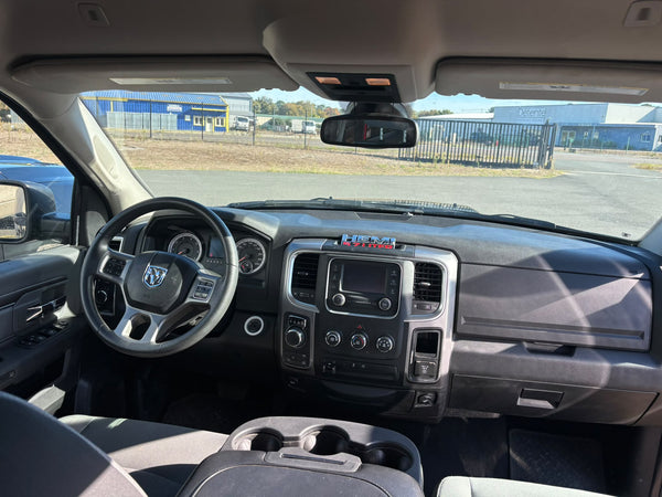 STOCK 169 DODGE  RAM 1500 CLASSIC SLT 4X4 DOUBLE CABINE CREWCAB BENNE 5.5