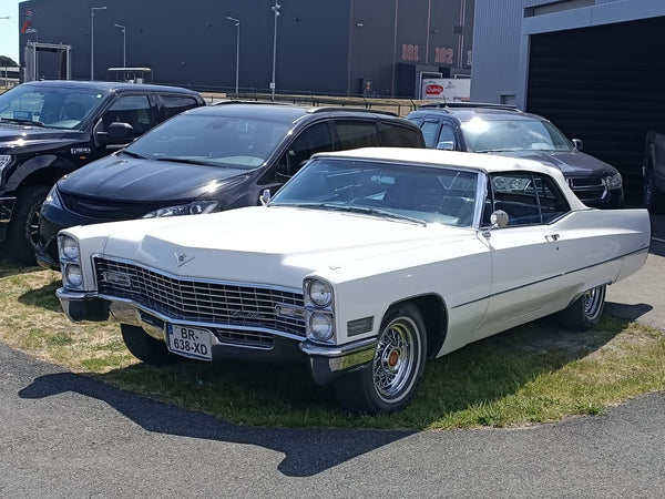 1967 CADILLAC COUPE DEVILLE CABRIOLET