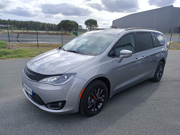 2020 Chrysler Pacifica AWD  LAUNCH EDITION 4X4